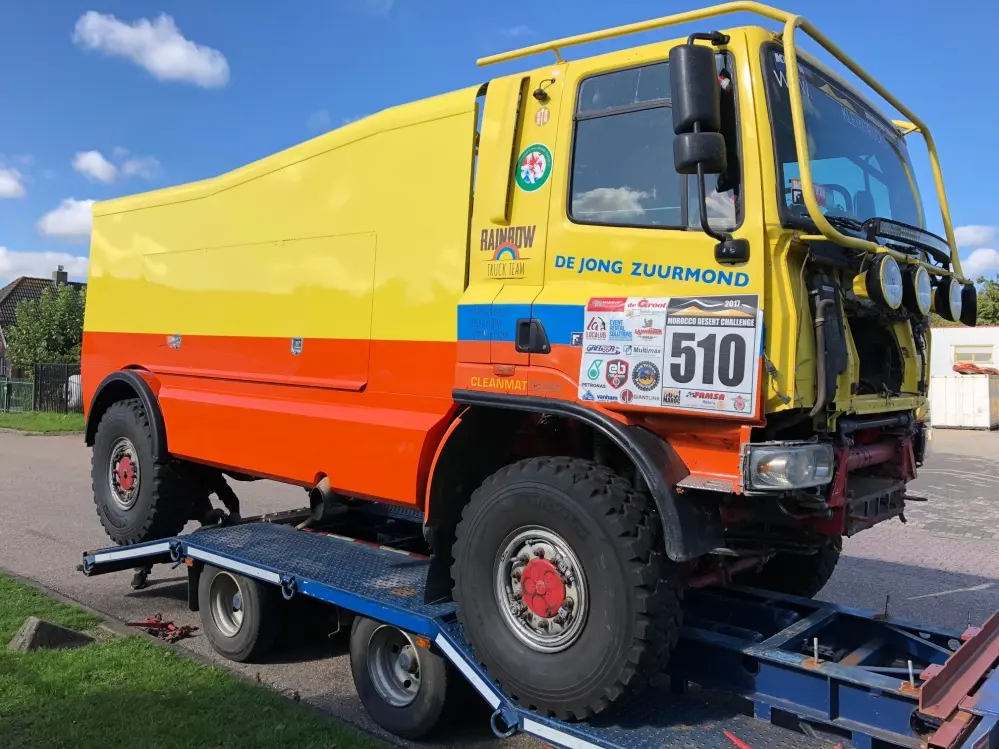 Dakar opbouw Rainbow Truck Team (2)